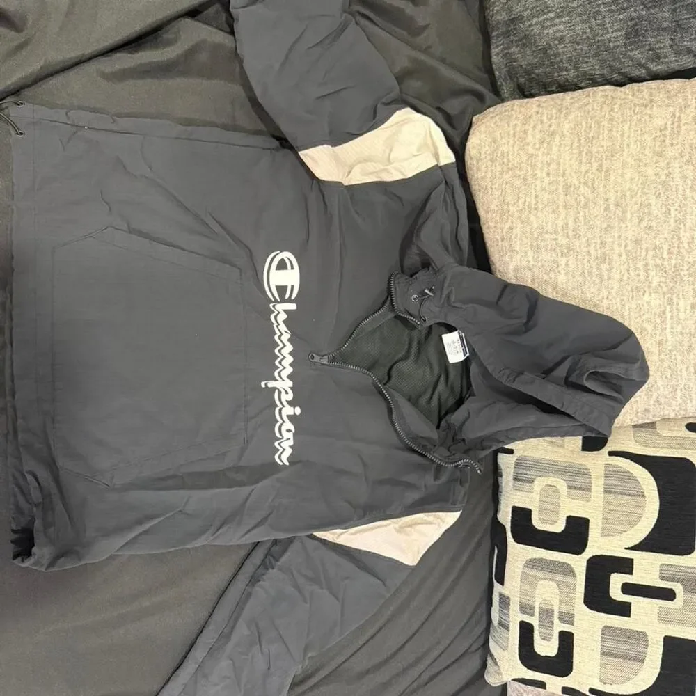 Champion Men's Black and Grey Jacket